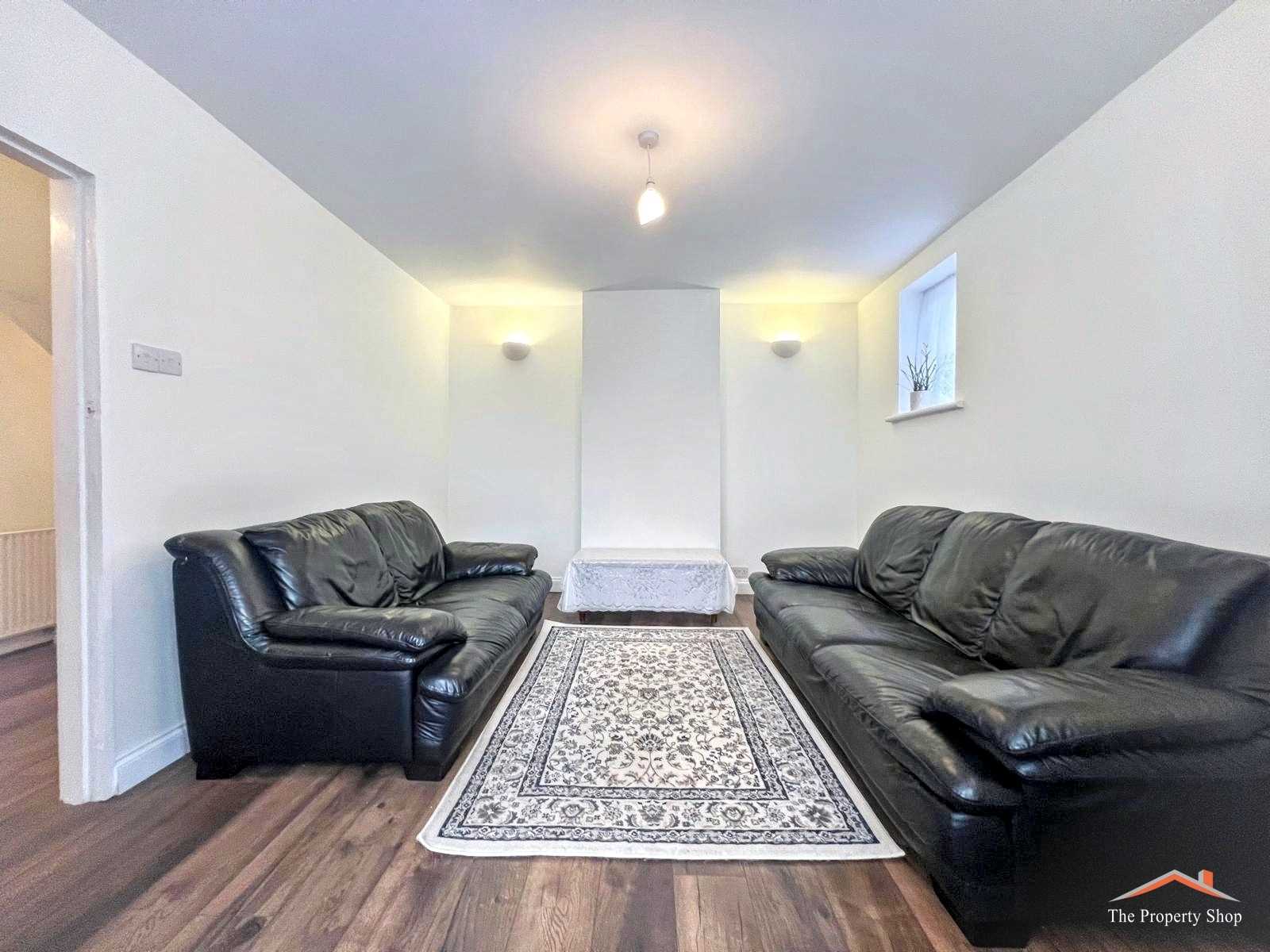 Watling Avenue - Picture 4