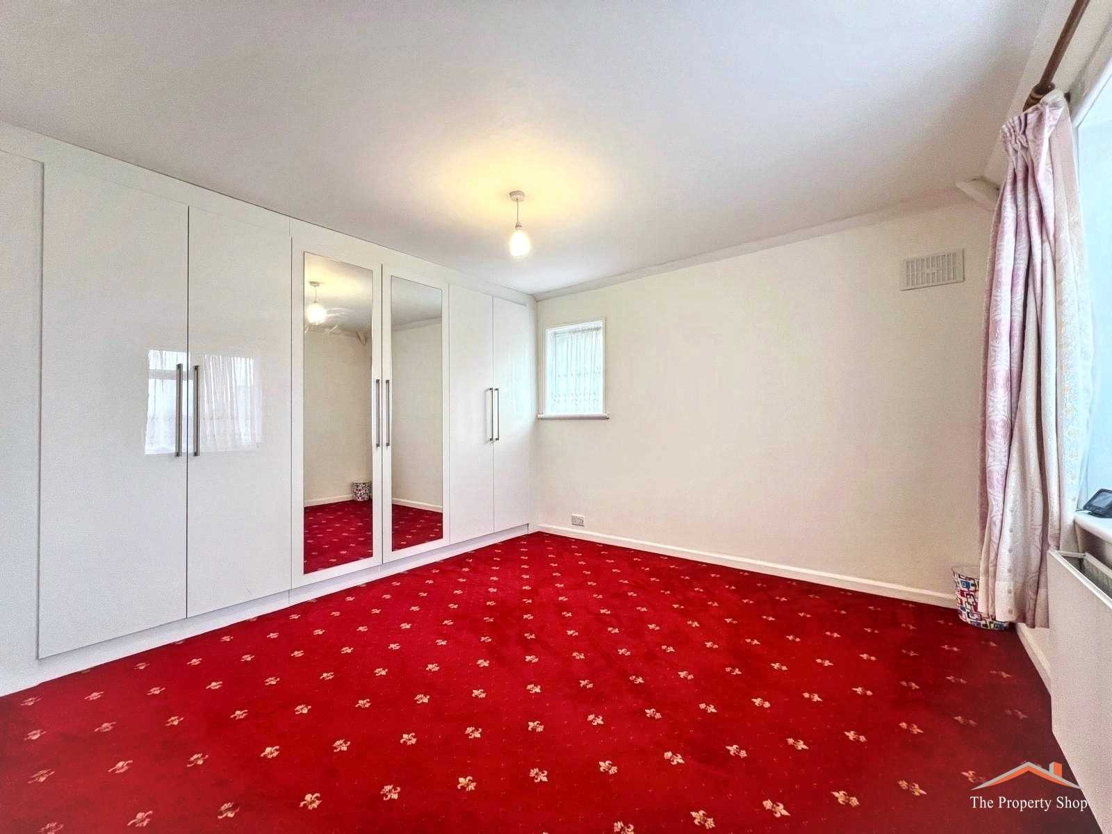 Watling Avenue - Picture 7