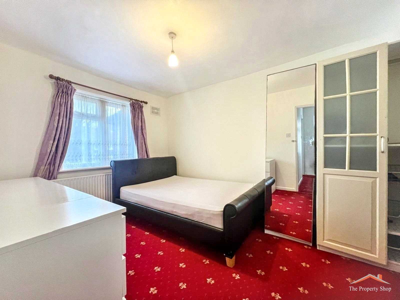 Watling Avenue - Picture 9