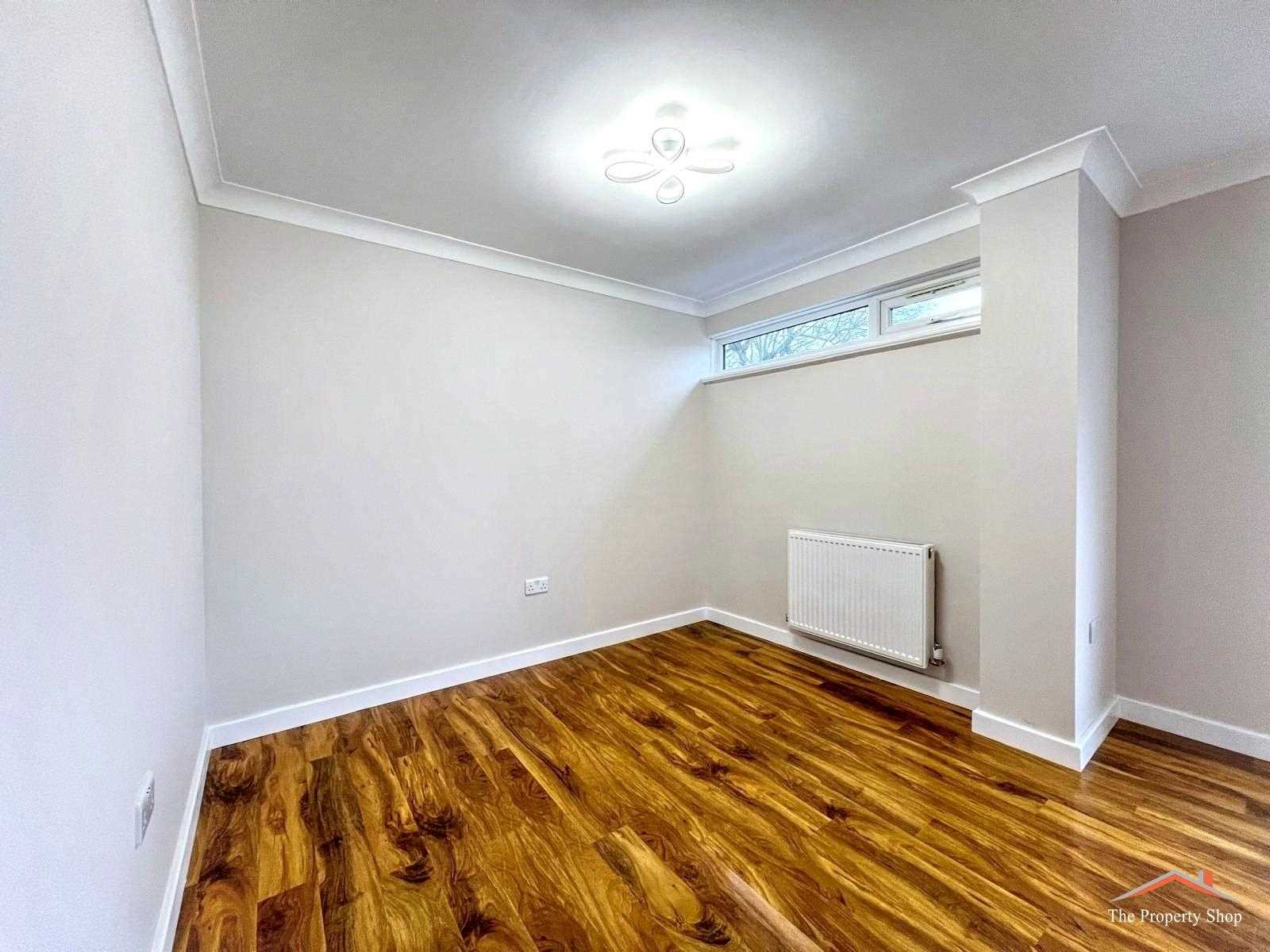 South Meadows Park Lane - Picture 3