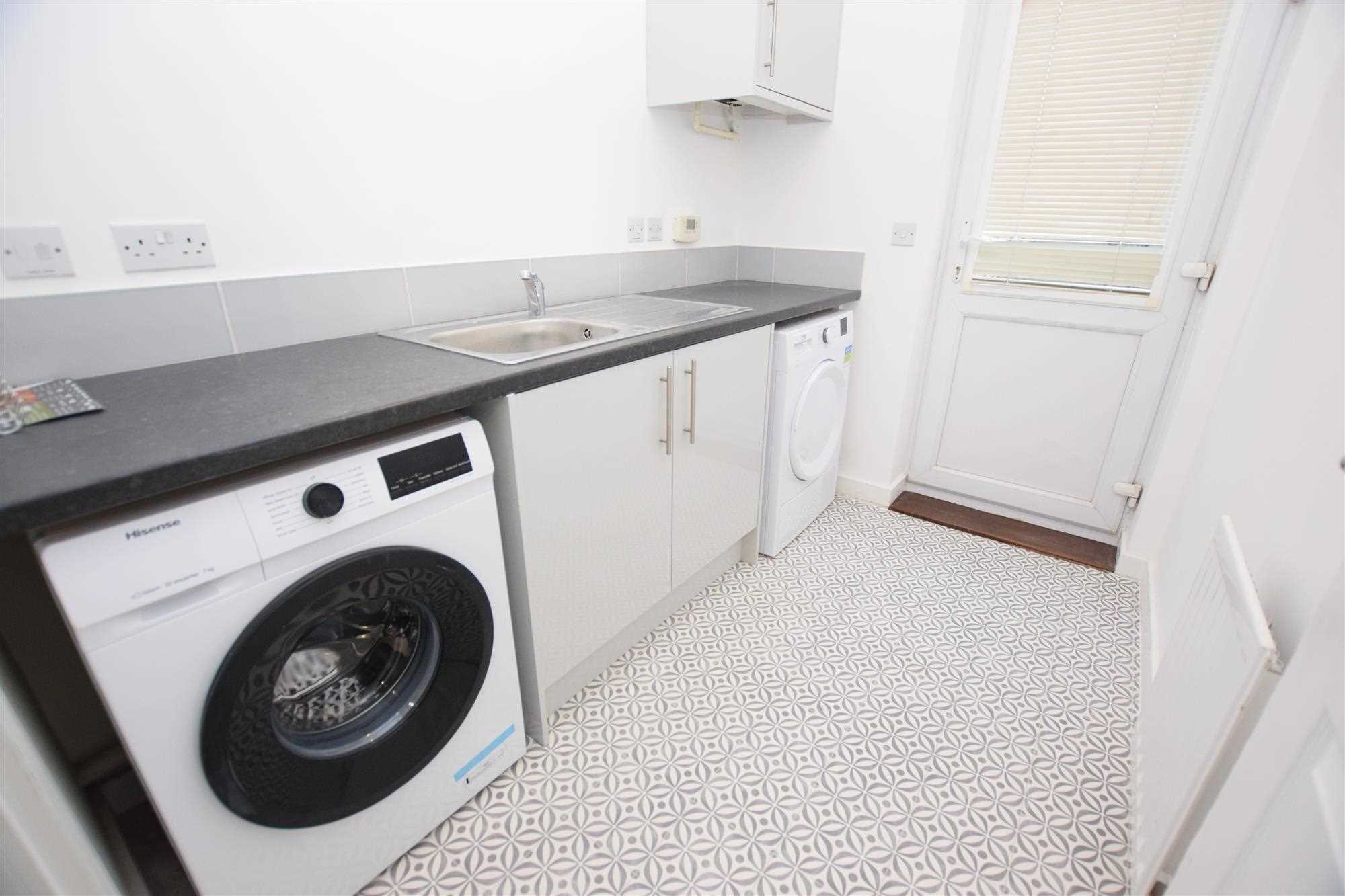 Fortune Avenue - Picture 6