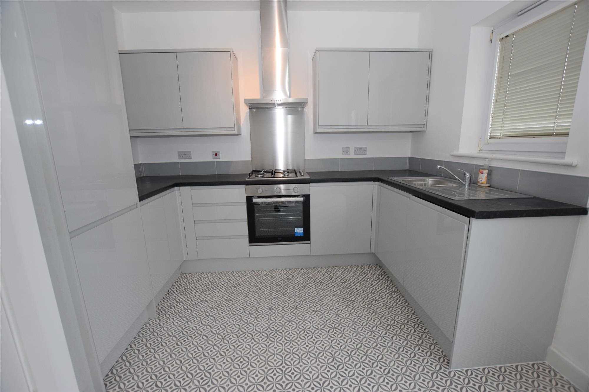 Fortune Avenue - Picture 8