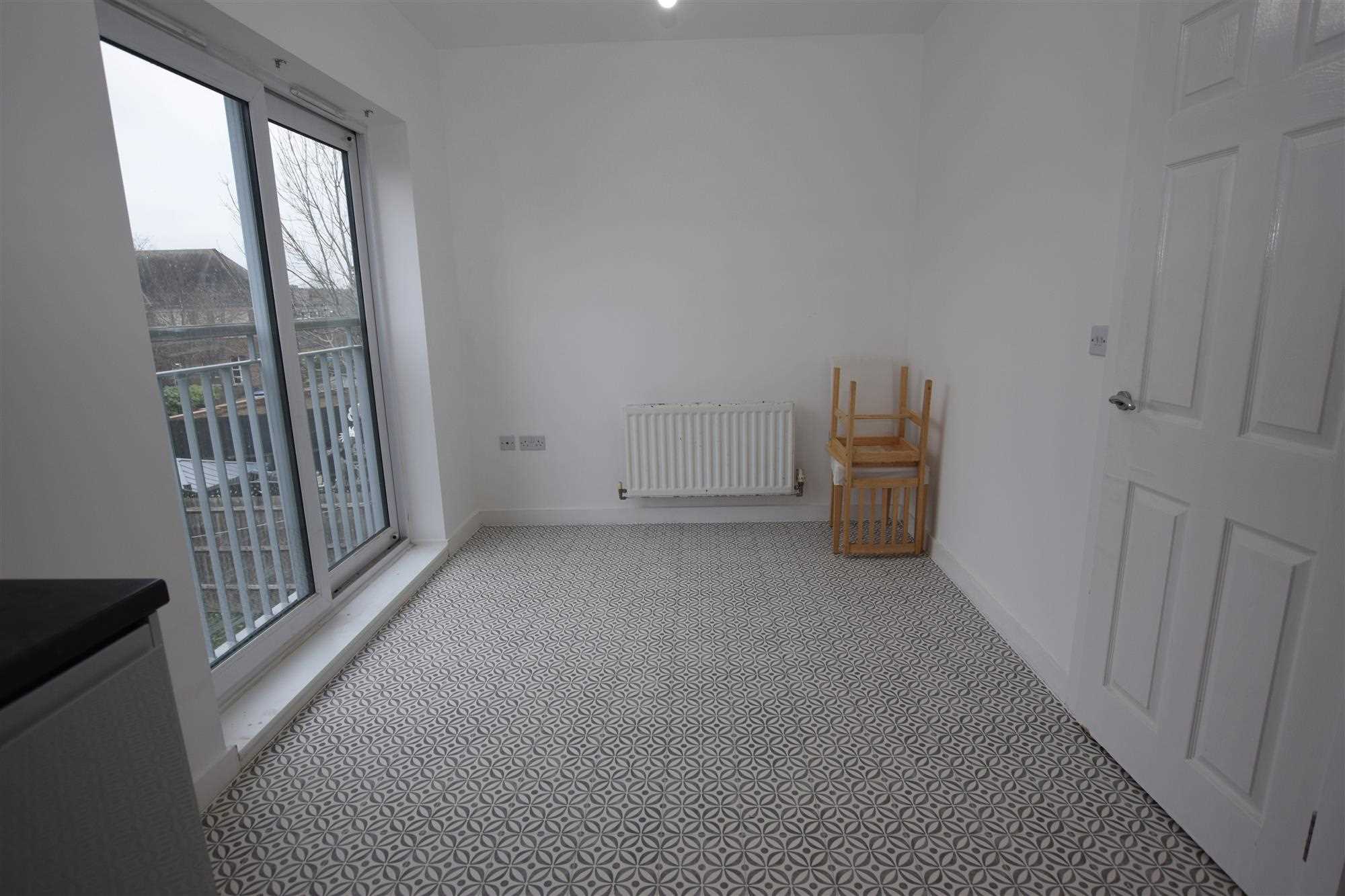 Fortune Avenue - Picture 9