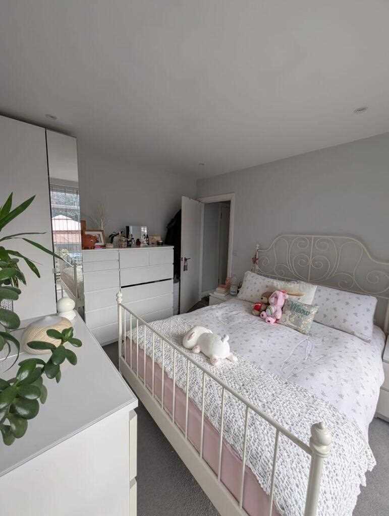 Milford Gardens, Edgware - Picture 4