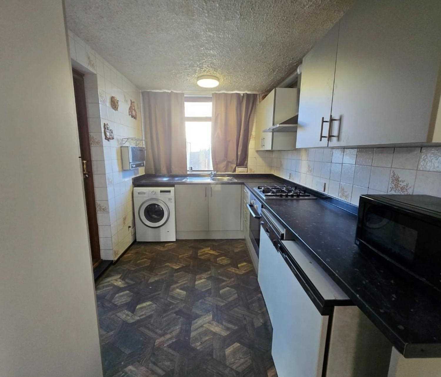 Darcy Drive, Harrow, Middlesex - Picture 2