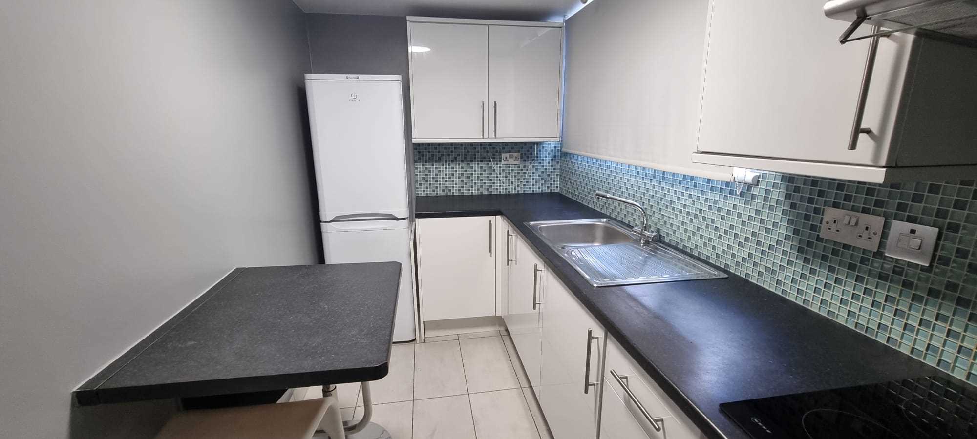 Philpot Sq, - Picture 2