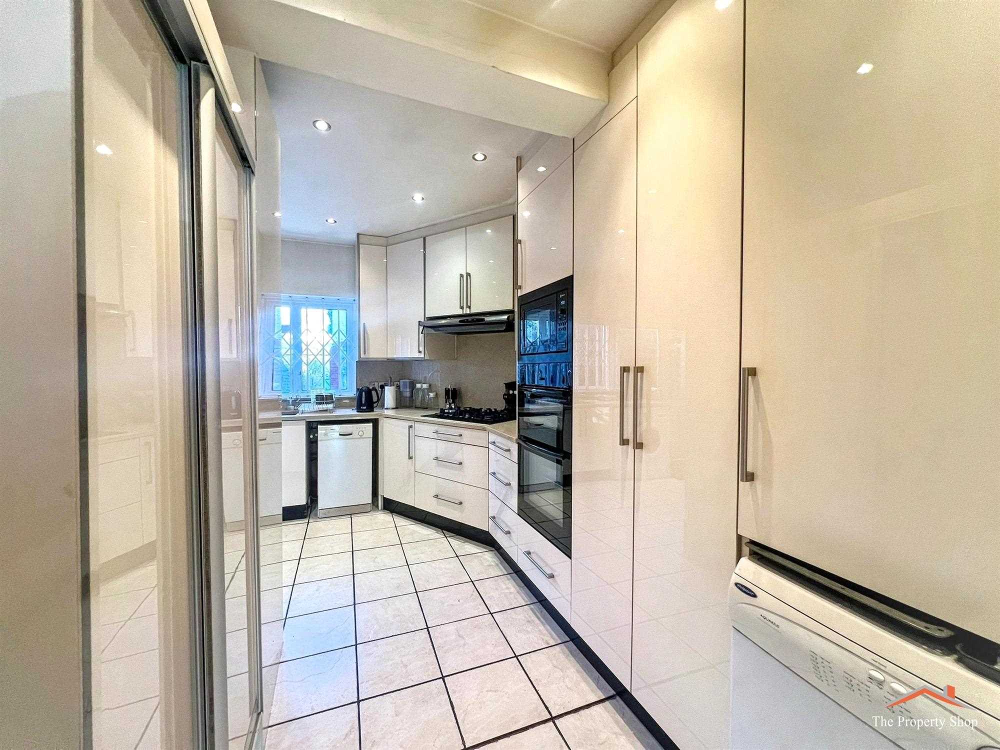 Streatfield Road, Kenton - Picture 9