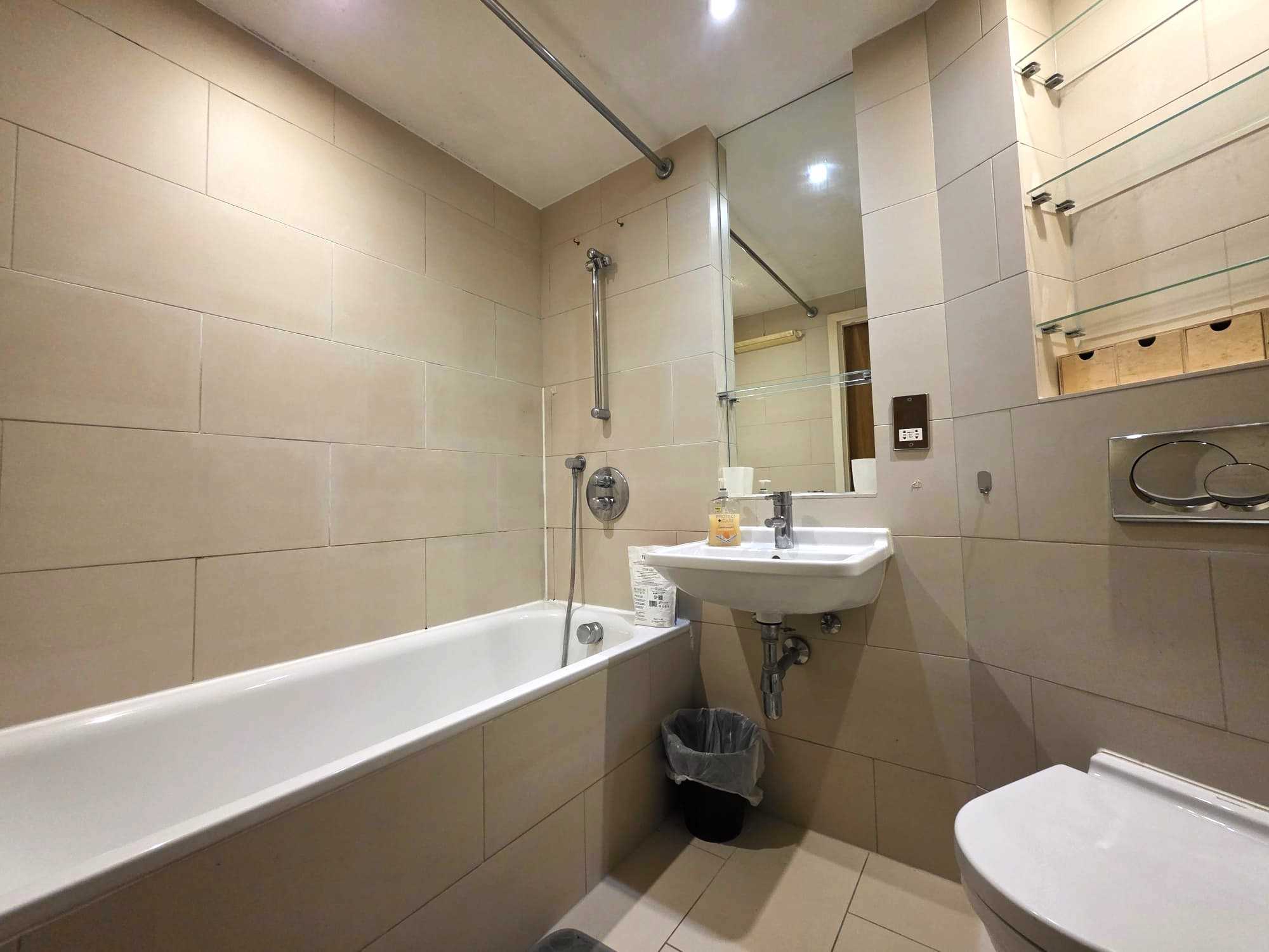 Forum House - Picture 2