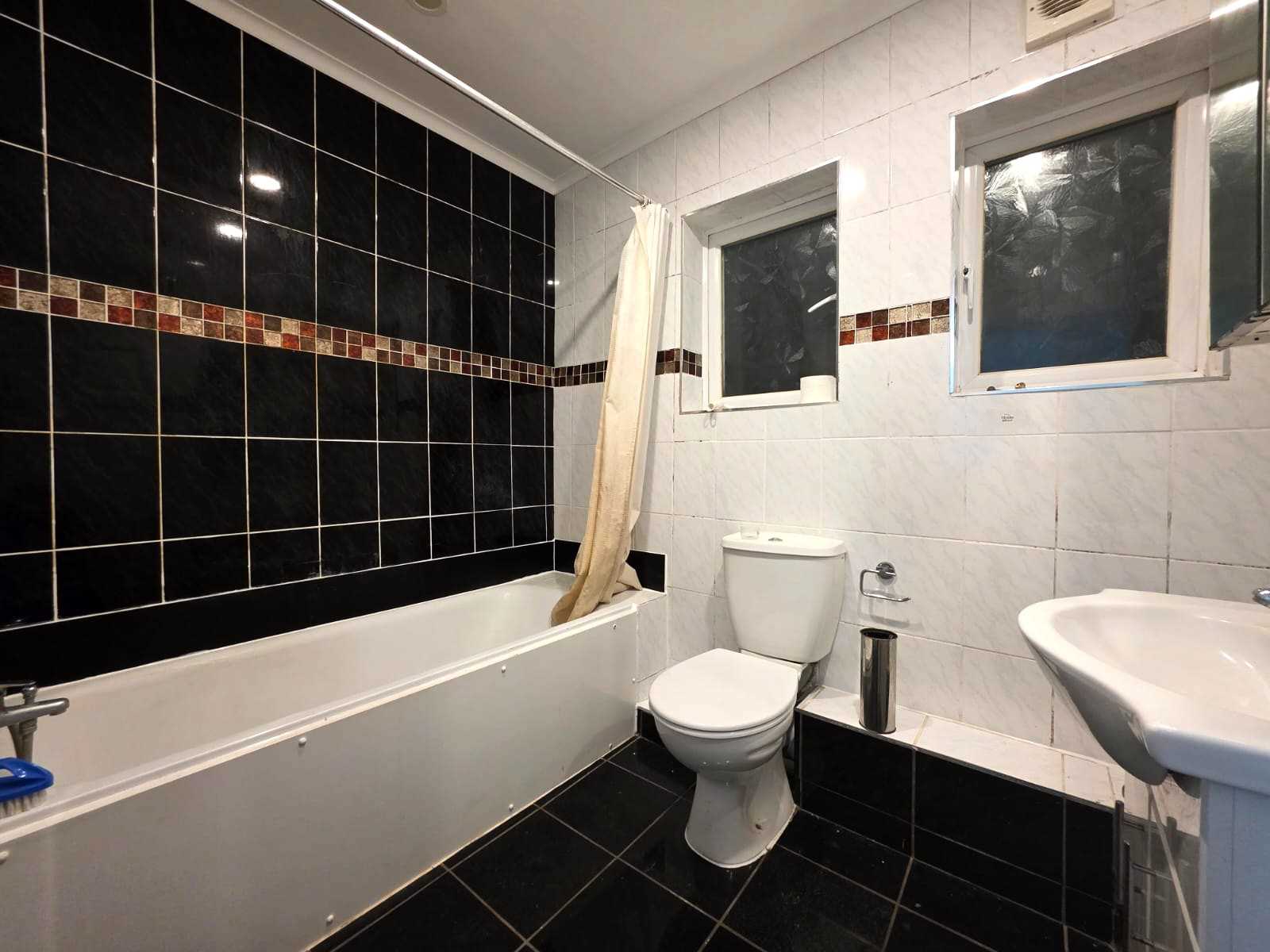 Greenbank Avenue - Picture 10