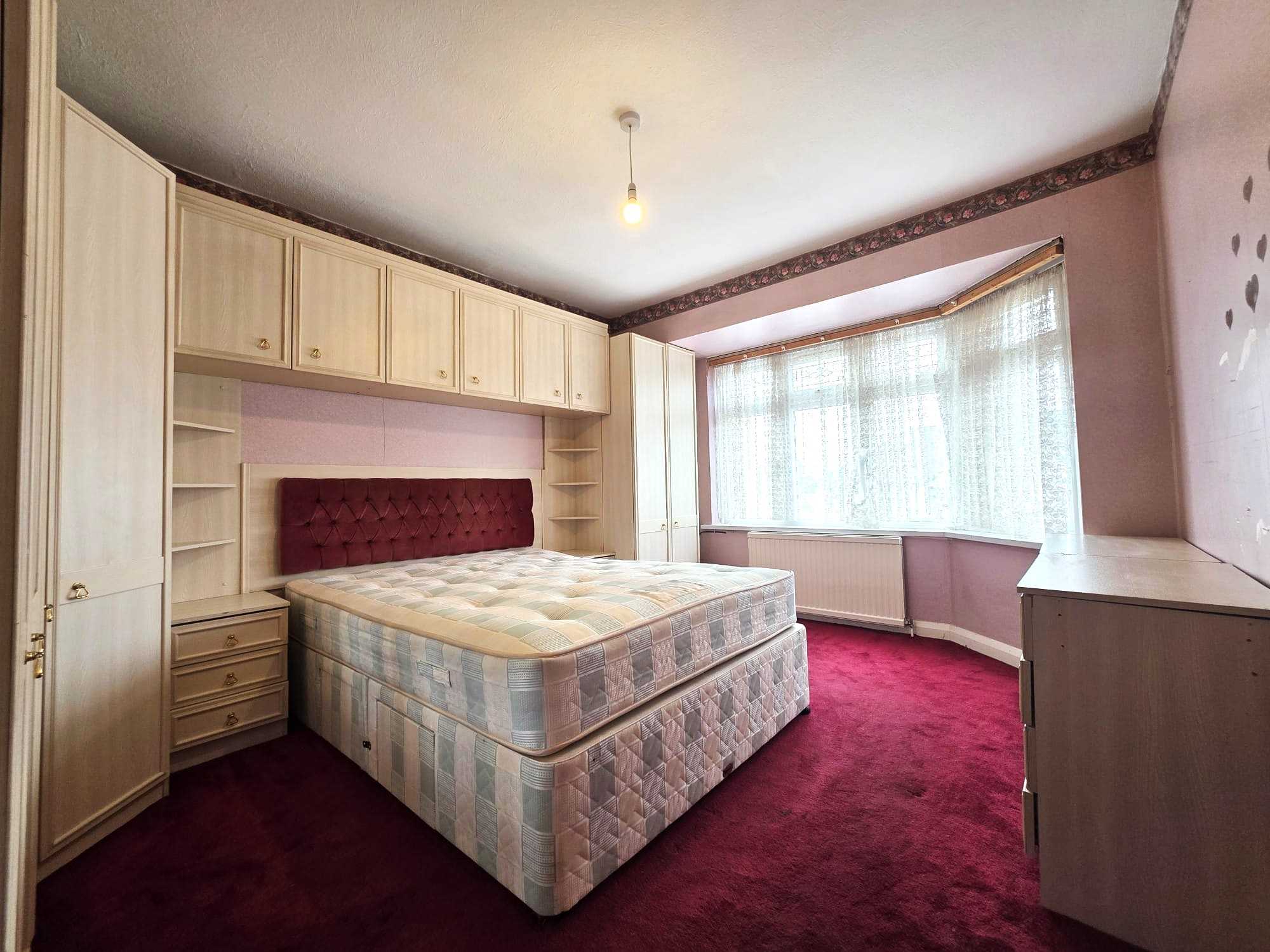 Alders Road - Picture 11