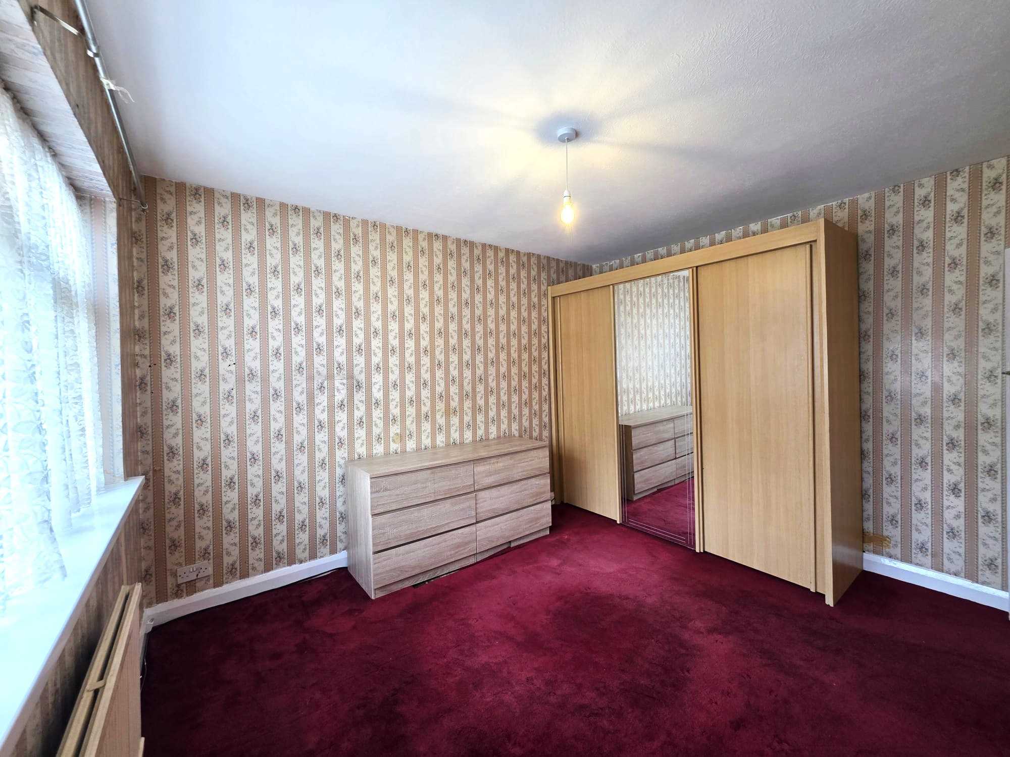 Alders Road - Picture 12