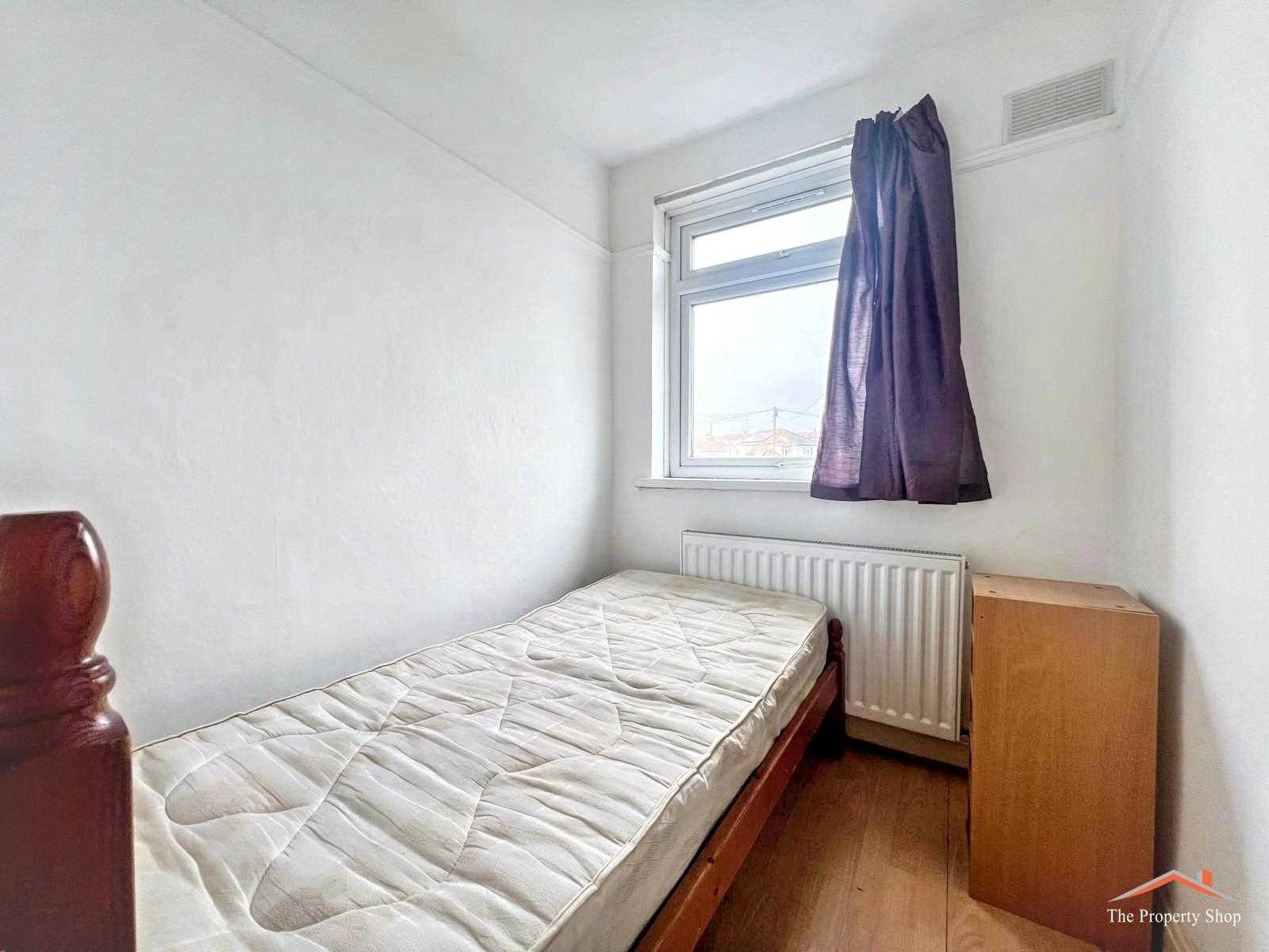 De Havilland Road - Picture 8