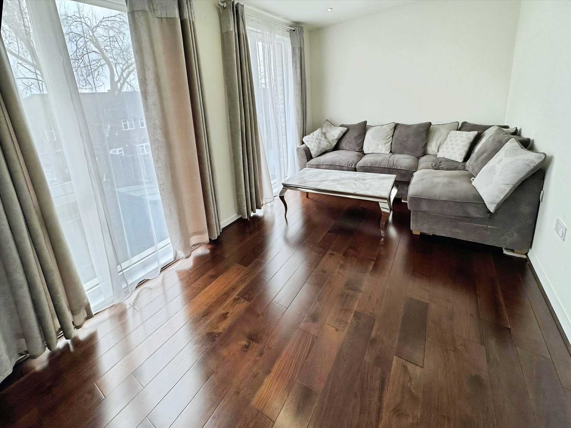 Camborne Road - Picture 7