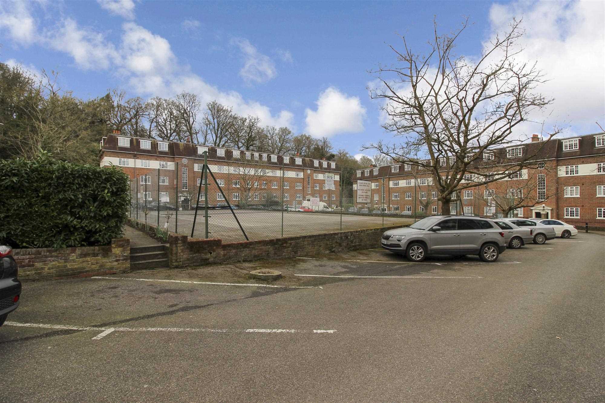 Herga Court - Picture 6