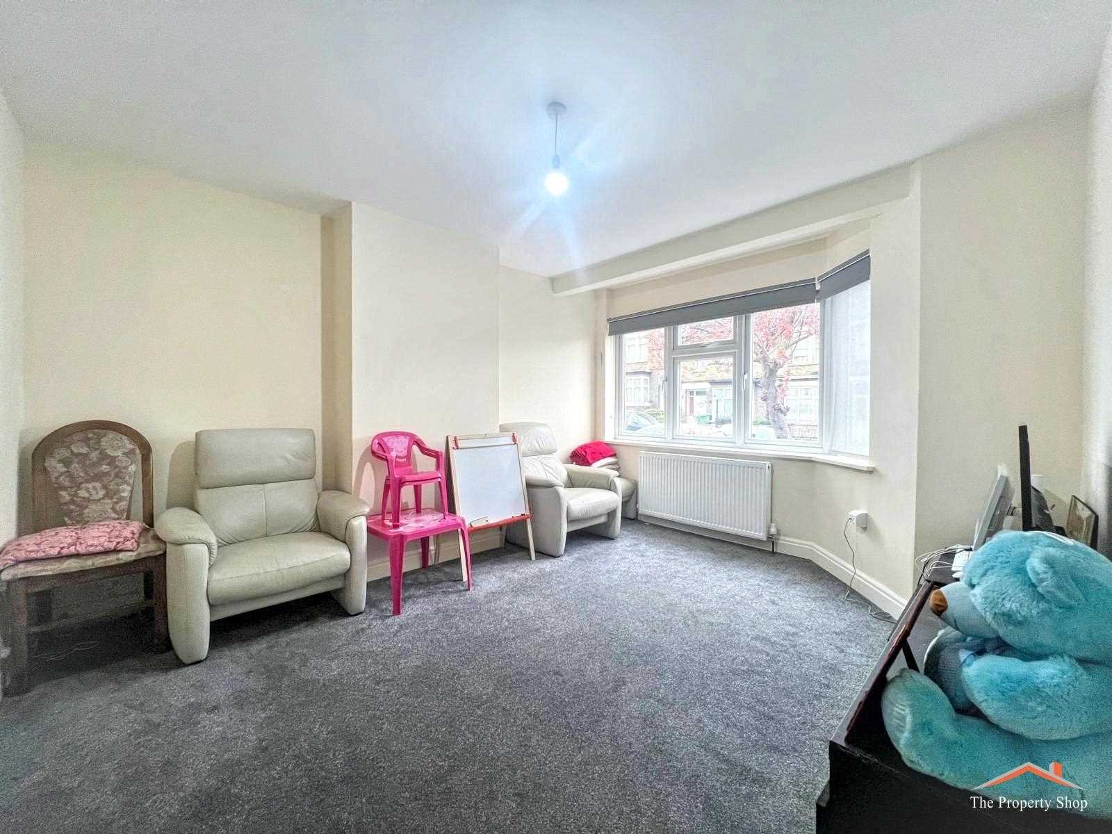 Scarsdale Road - Picture 3