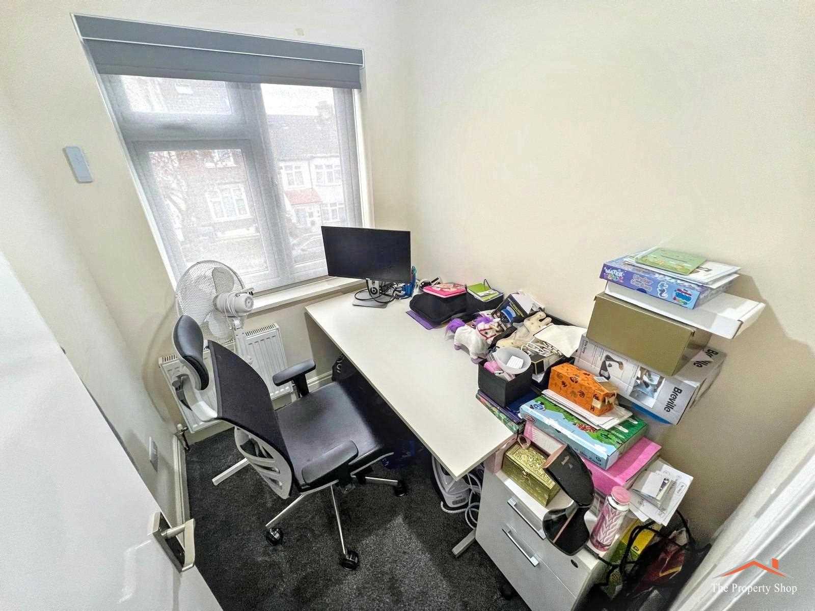 Scarsdale Road - Picture 7