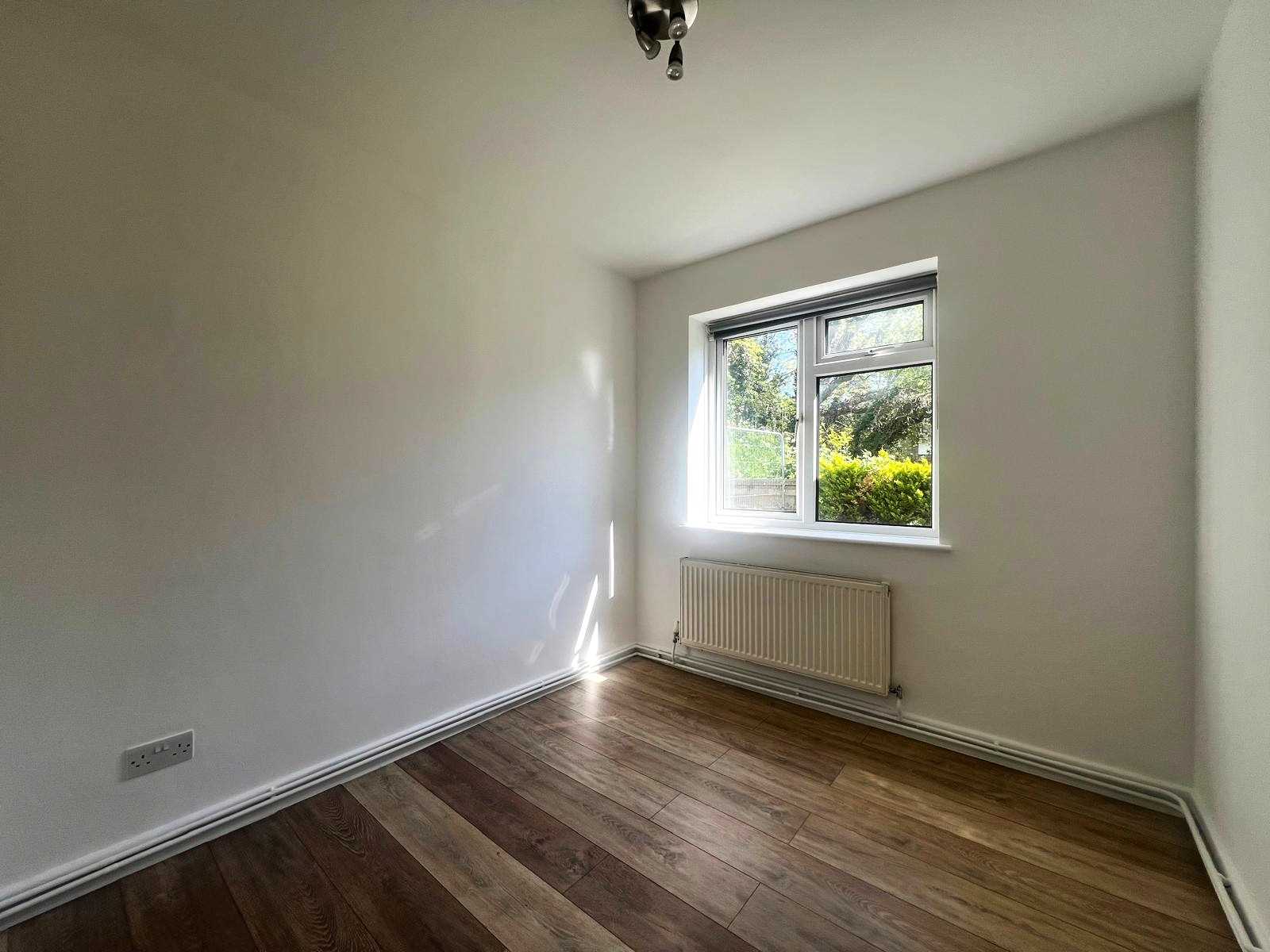 Parkfield Close - Picture 6