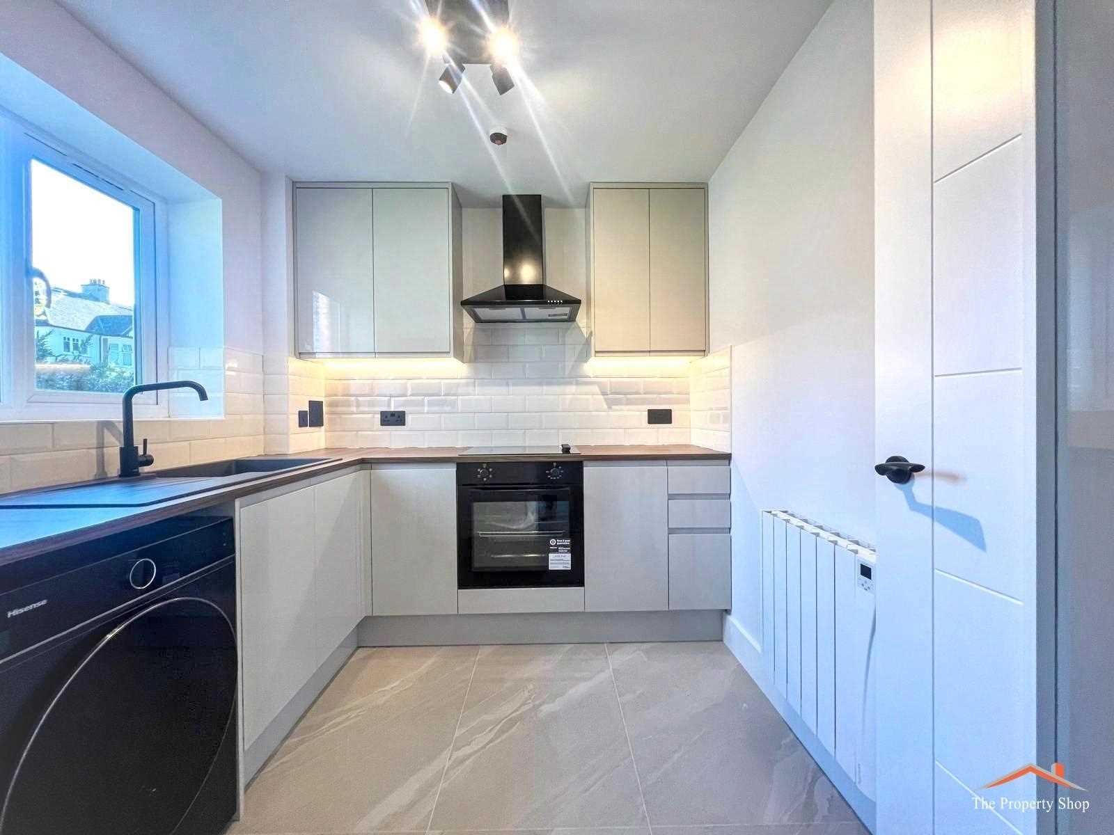 Kingweston Close - Picture 2