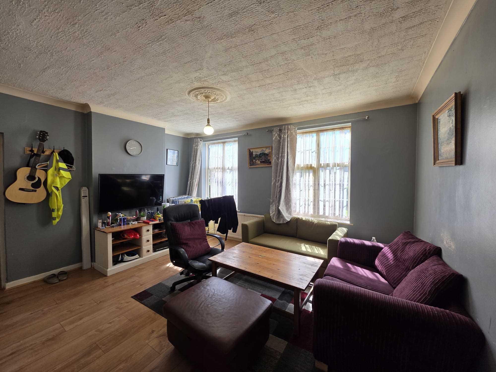 Watling Avenue - Picture 2