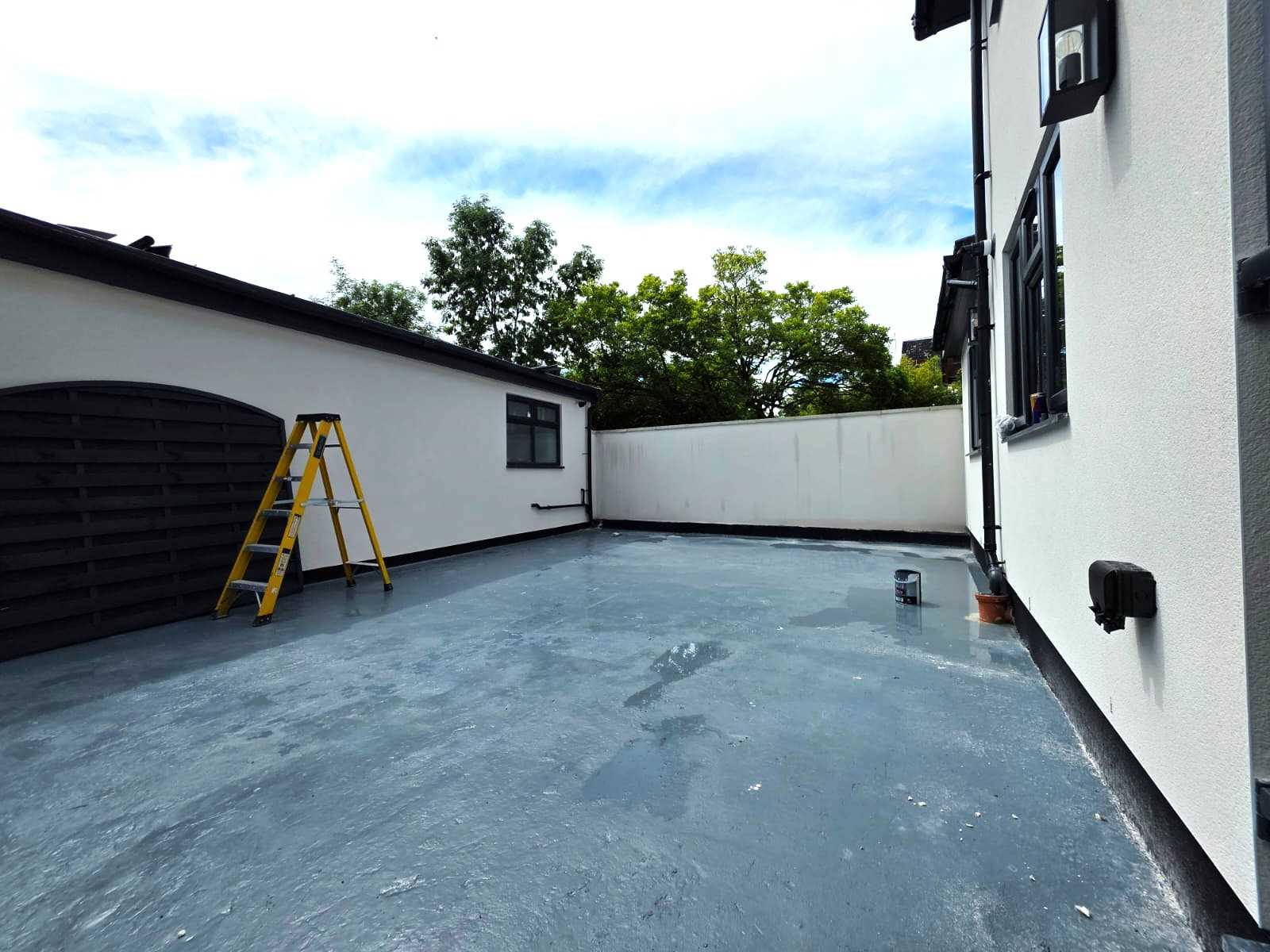Uxbridge Road - Picture 9