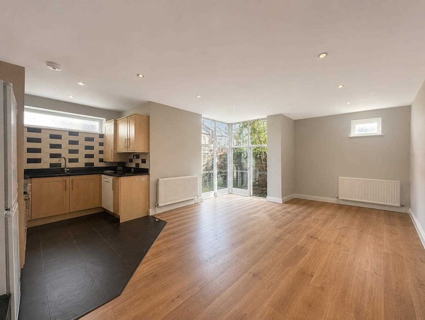 Ashford Road - Picture 1