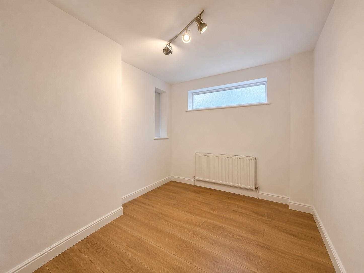 Ashford Road - Picture 4