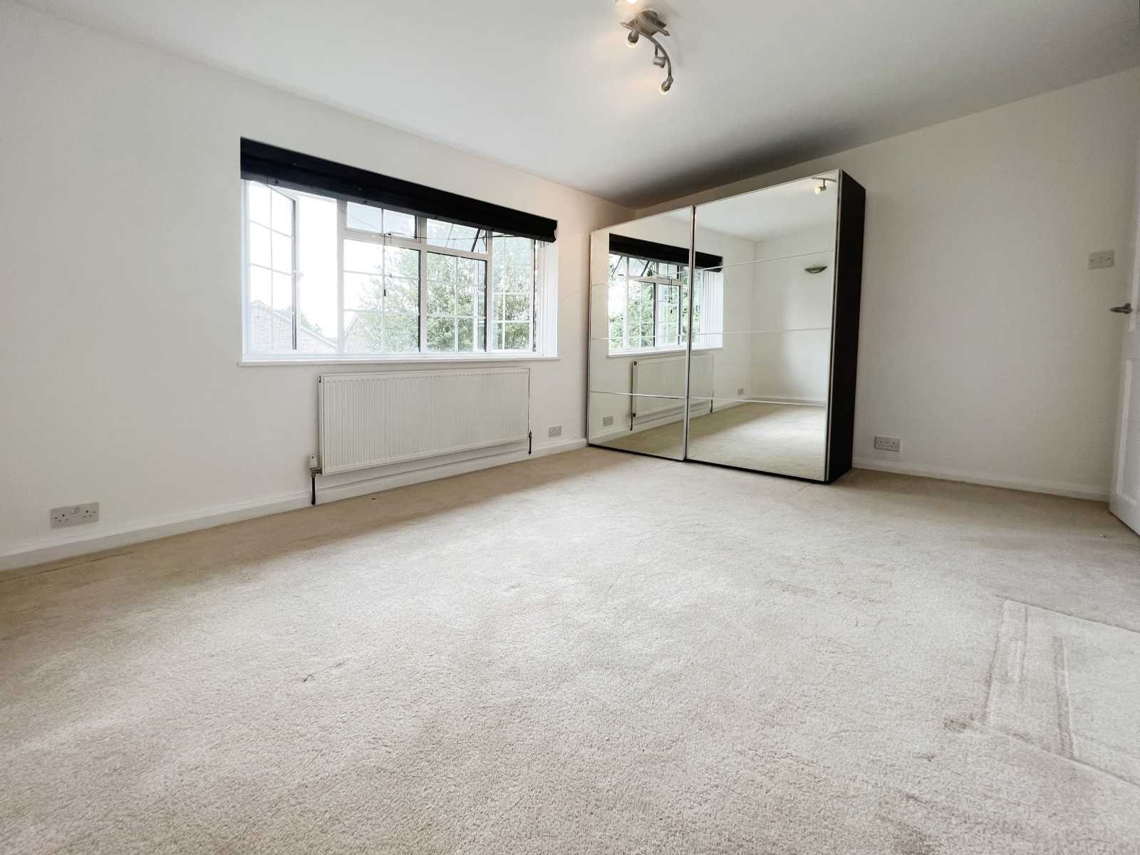 Merrion Avenue - Picture 3