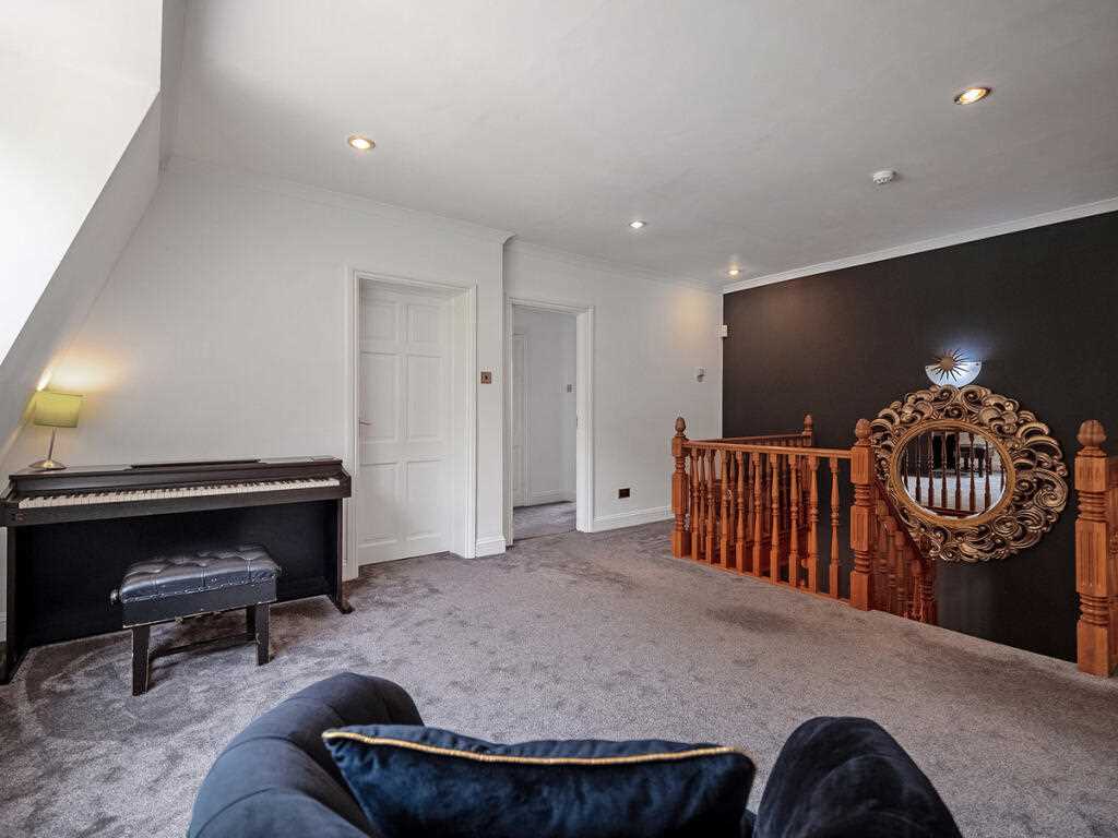 Park Drive, - Picture 9