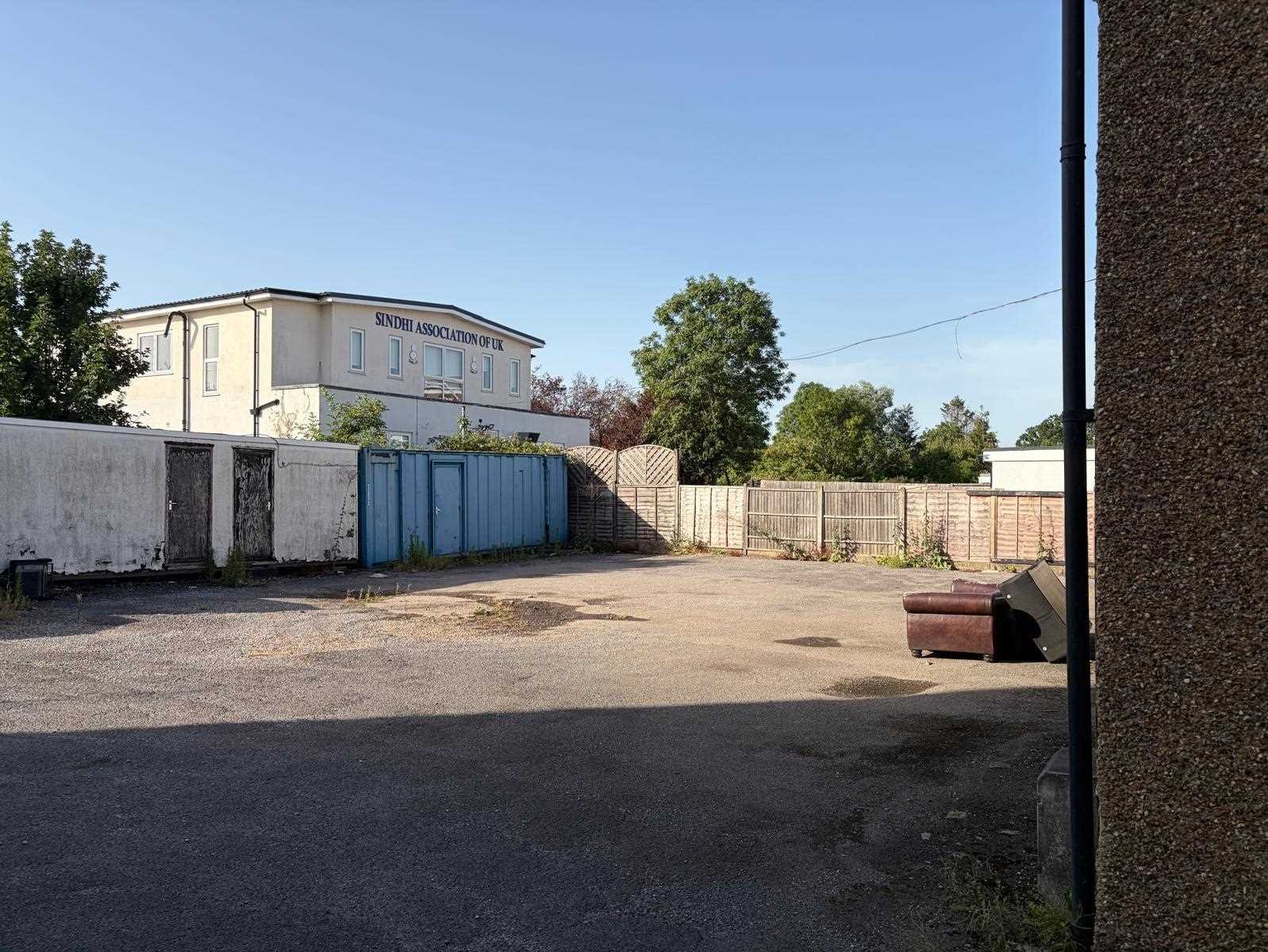 Kenton Road - Picture 2