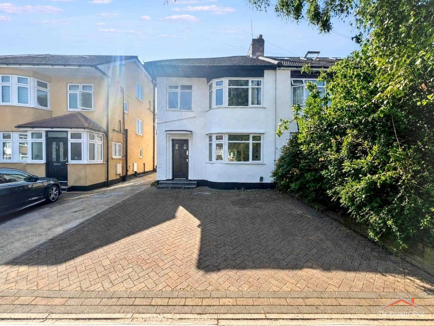 Bideford Close - Picture 1