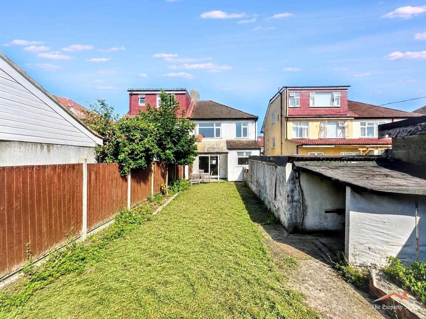 Bideford Close - Picture 12