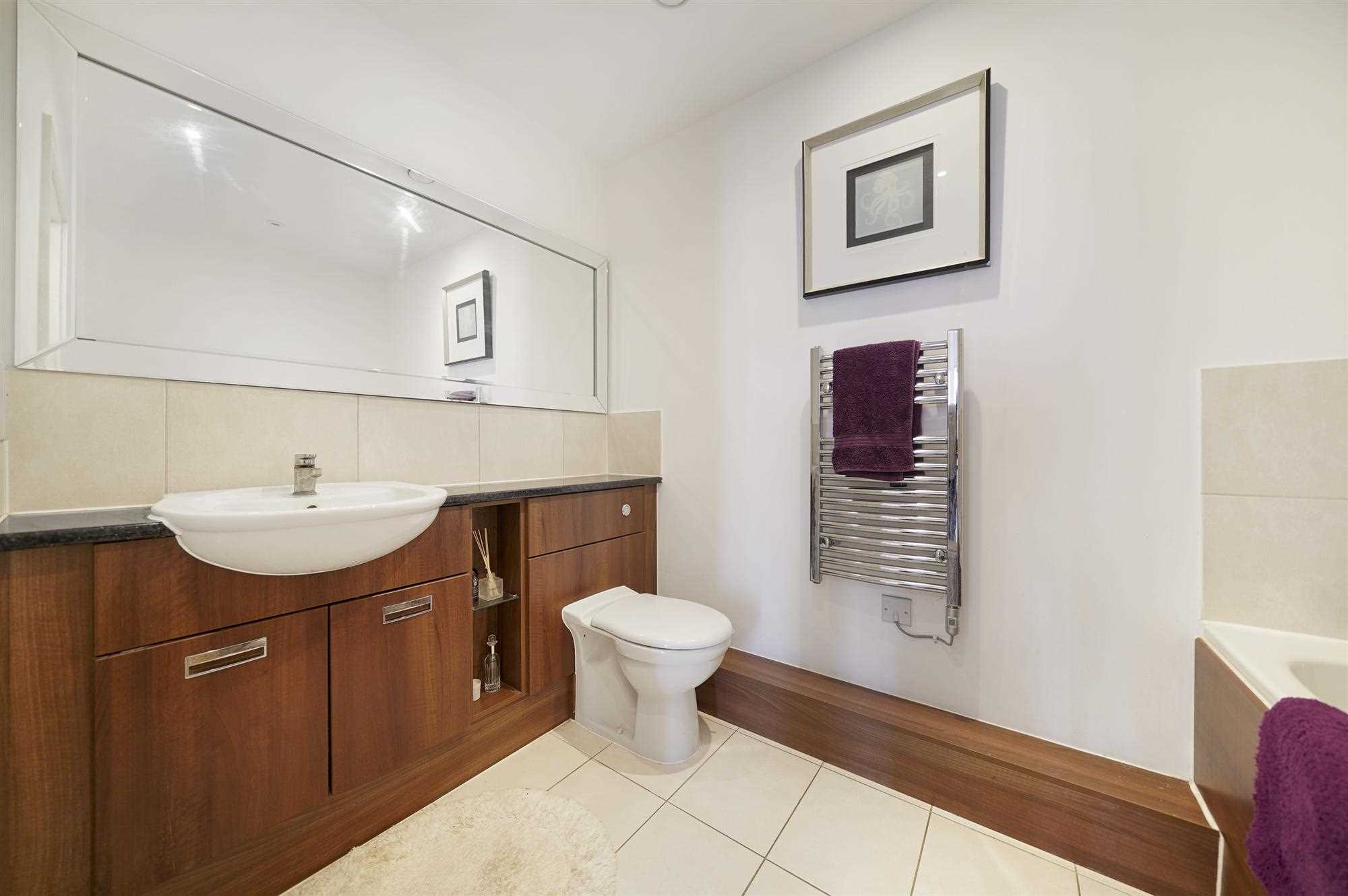 Loch Crescent, - Picture 5