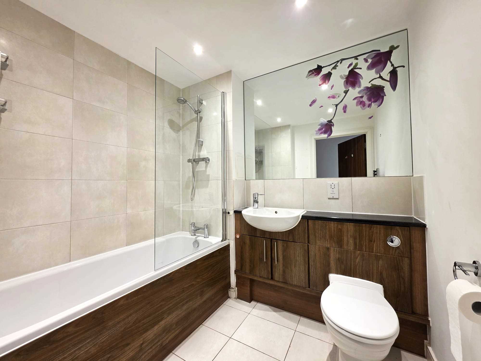 Brunel Court - Picture 8
