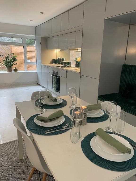 Wyel Lodge - Picture 11