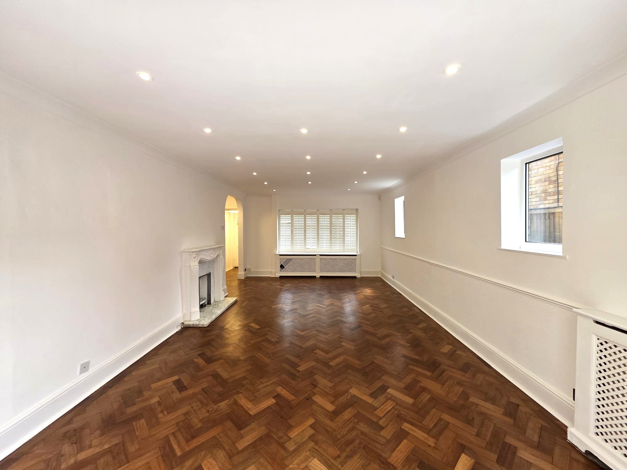 Paynesfield Road - Picture 1