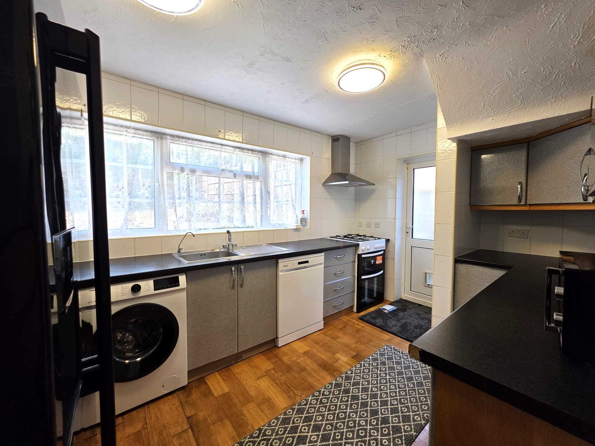 Paynesfield Road - Picture 4