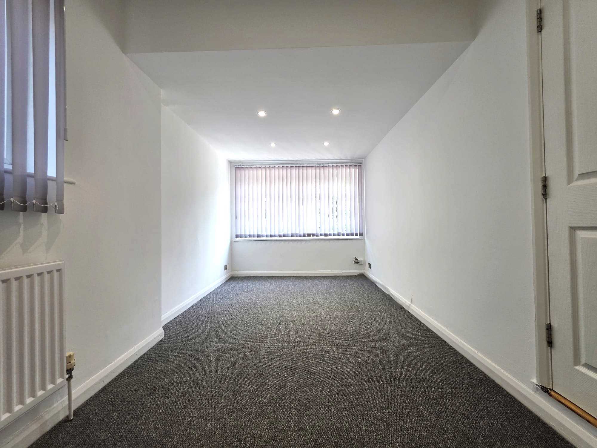 Paynesfield Road - Picture 6