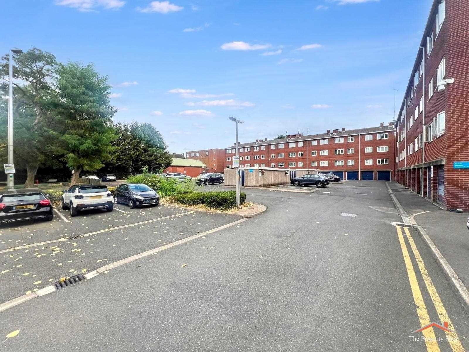 Baker Court, Shenley Road, - Picture 11