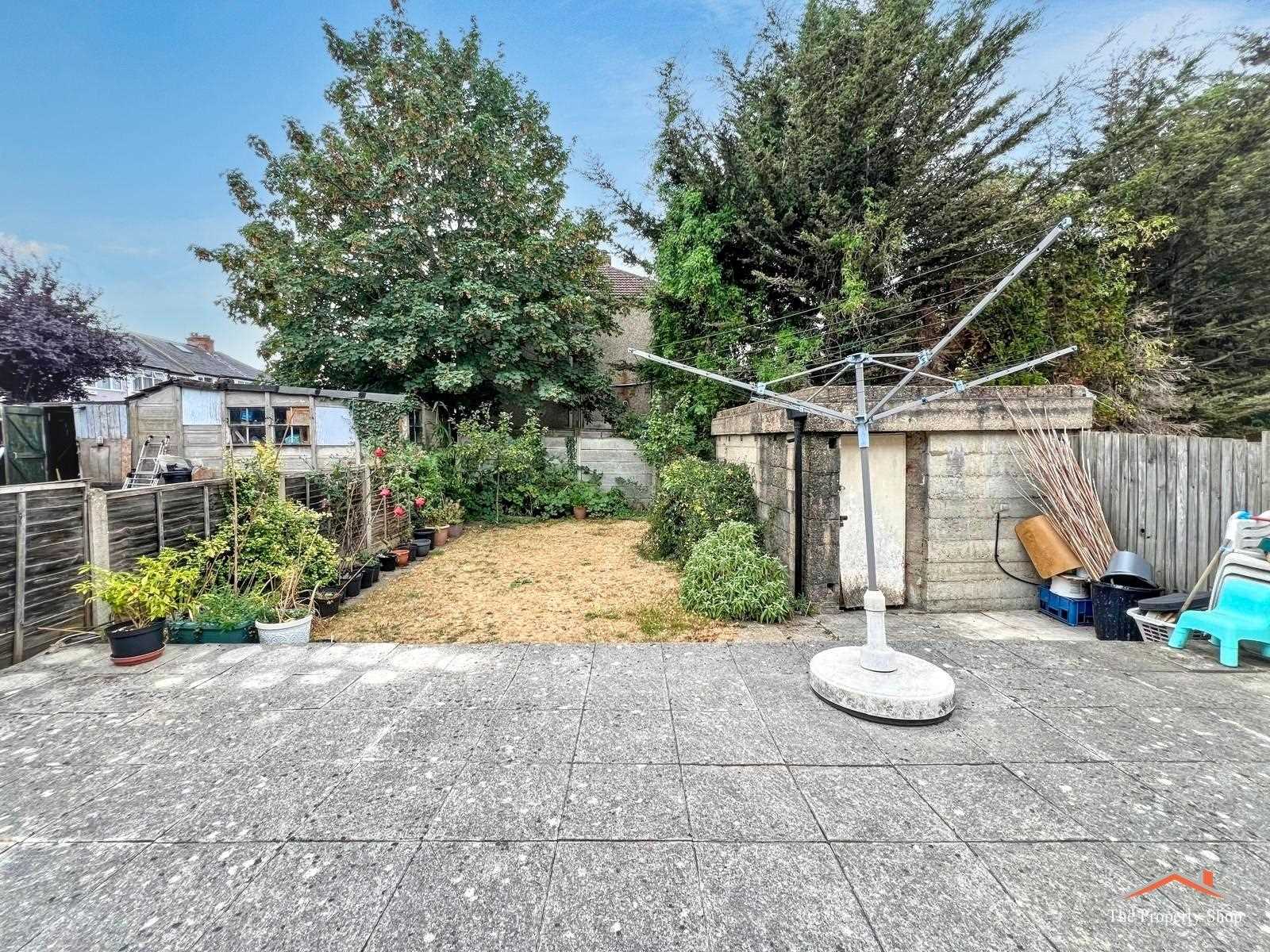 Francis Road - Picture 17