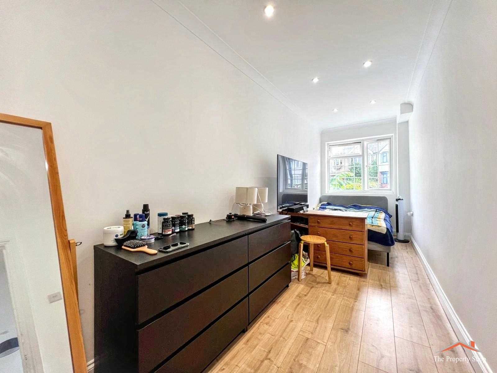 Lynton Road - Picture 6