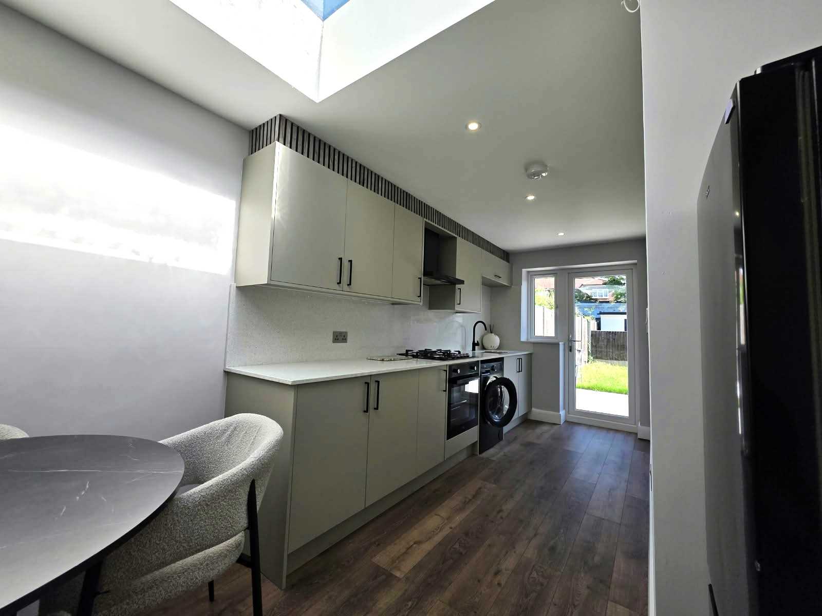 Bellamy Drive - Picture 5