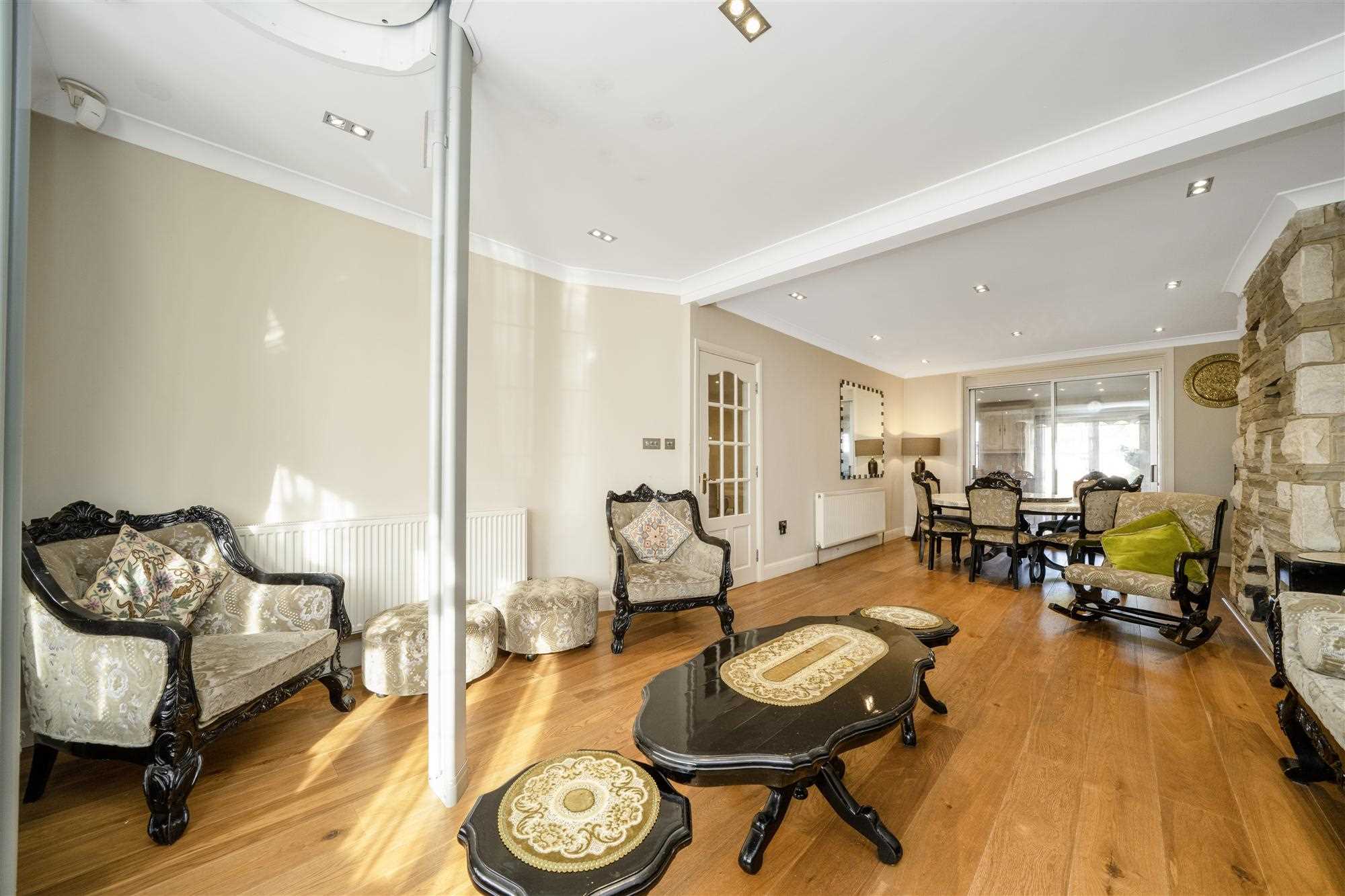 Redhill Drive - Picture 2