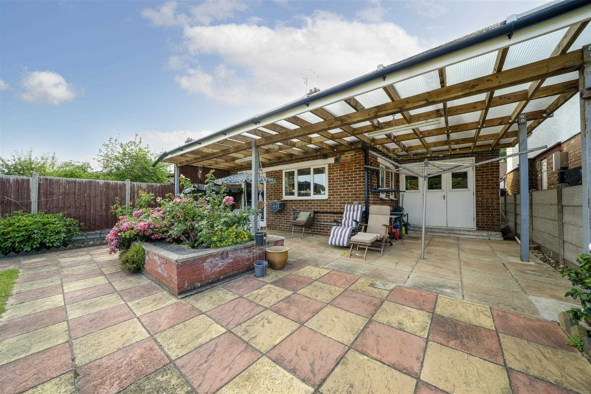 Redhill Drive - Picture 20