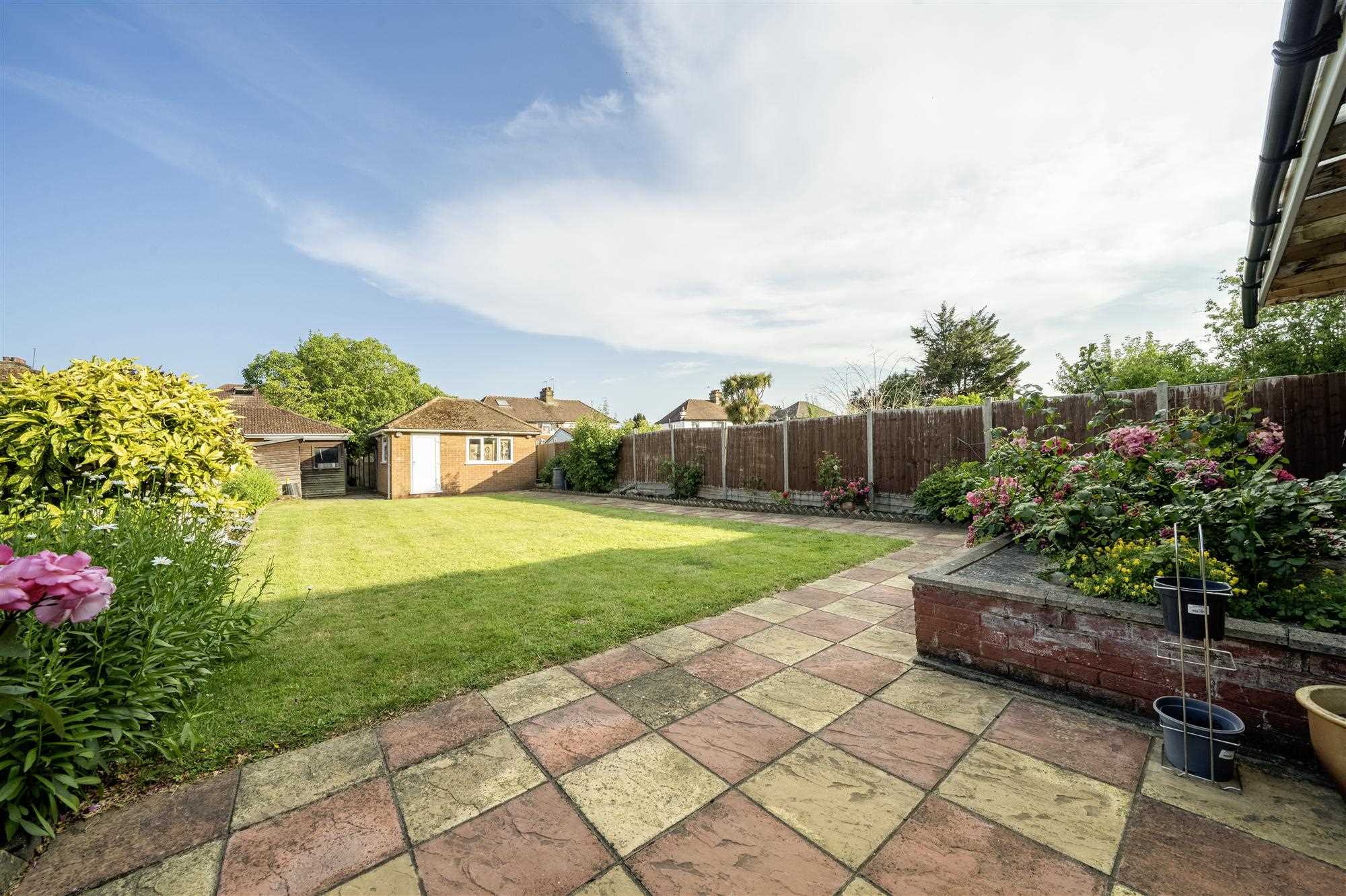 Redhill Drive - Picture 21