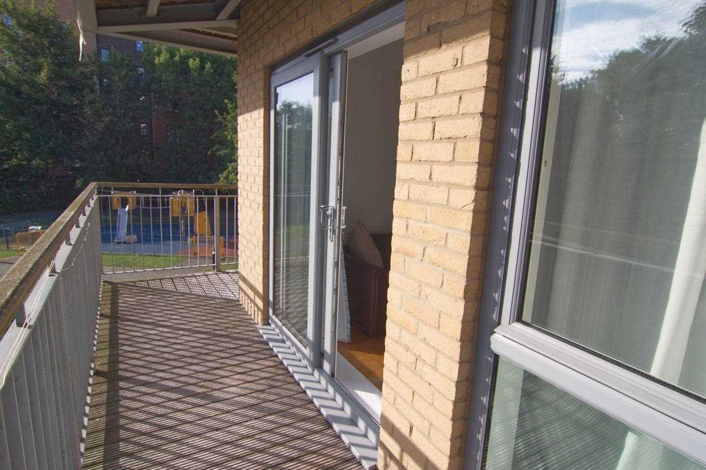 Flora Court, Fortune Avenue, - Picture 8