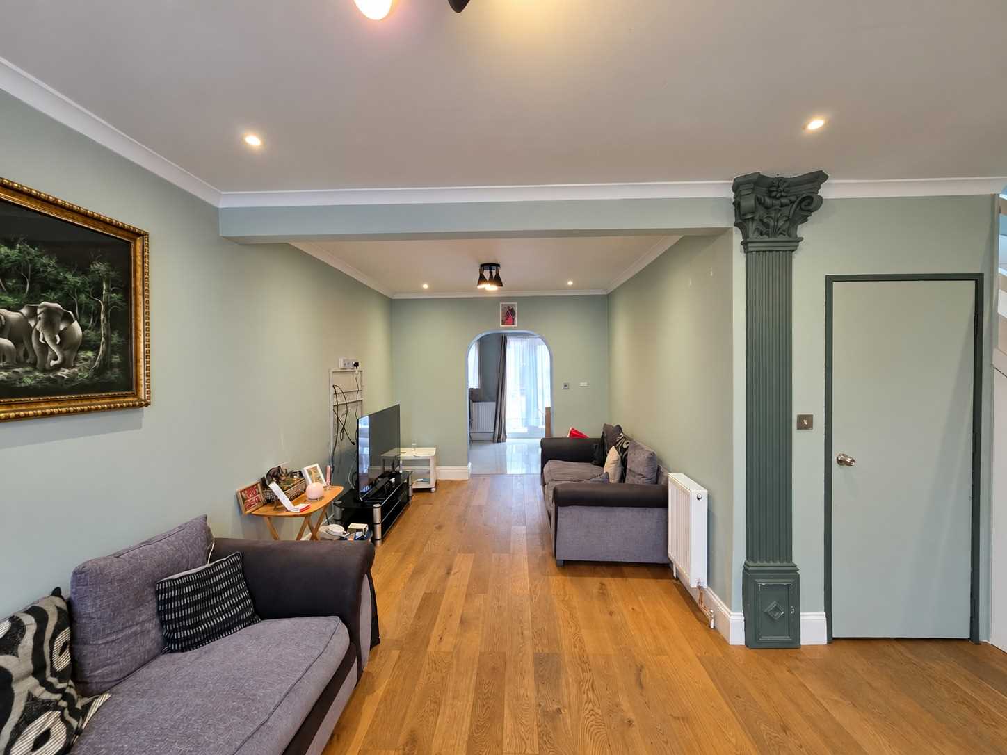 Hogarth Road - Picture 2