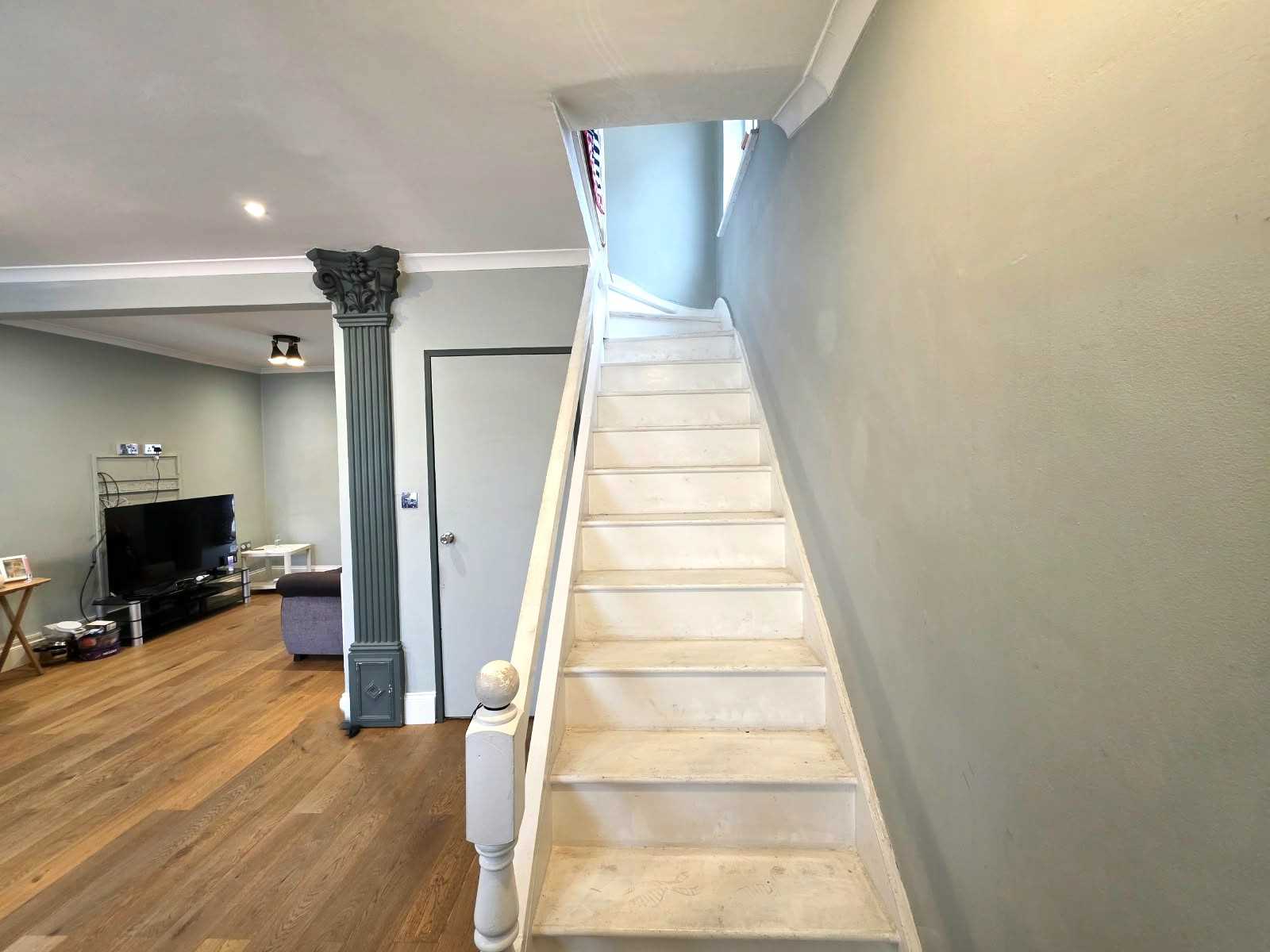 Hogarth Road - Picture 7