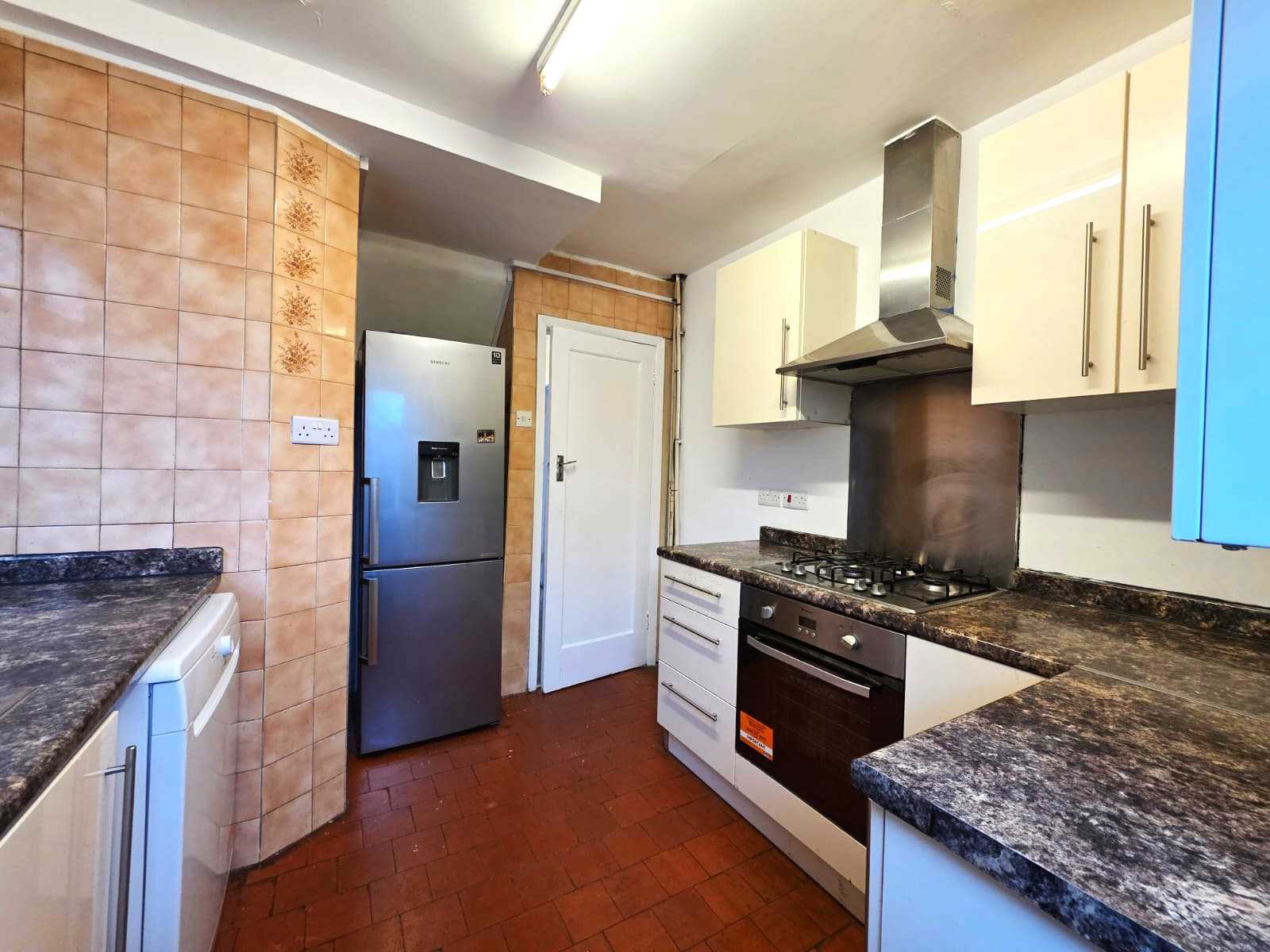 Beverley Drive - Picture 6