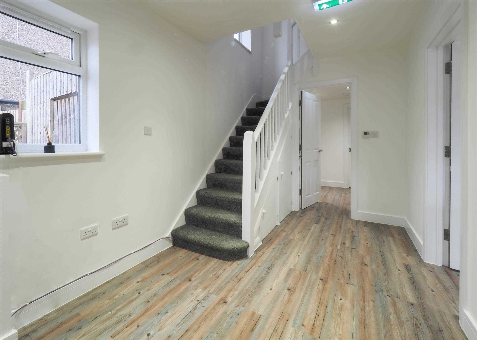 Sandymount Avenue - Picture 4