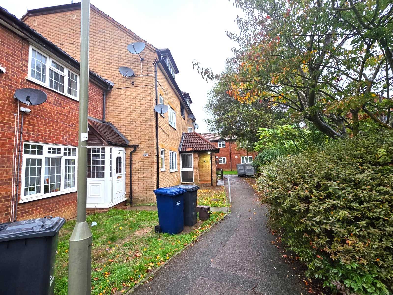 Springwood Crescent - Picture 7
